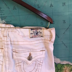 White True Religion skinny jeans